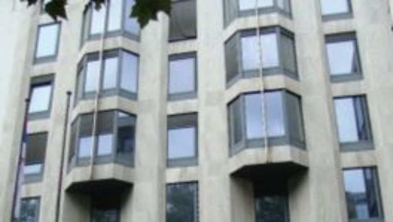 Prijatelji i saradnici naprednjaka glasali za razrešenje afera 1