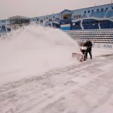 Surduličani sređuju teren za utakmicu protiv Napretka 3