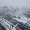 Atina pod snegom, poremećen saobraćaj i zatvorene škole 15