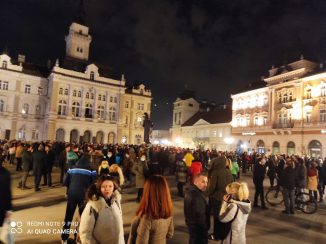 IMG_20210219_202853 Novi Sad se oprašta od svog Đoleta u suzama i tišini: Bio je odraz naše duše (FOTO) 2