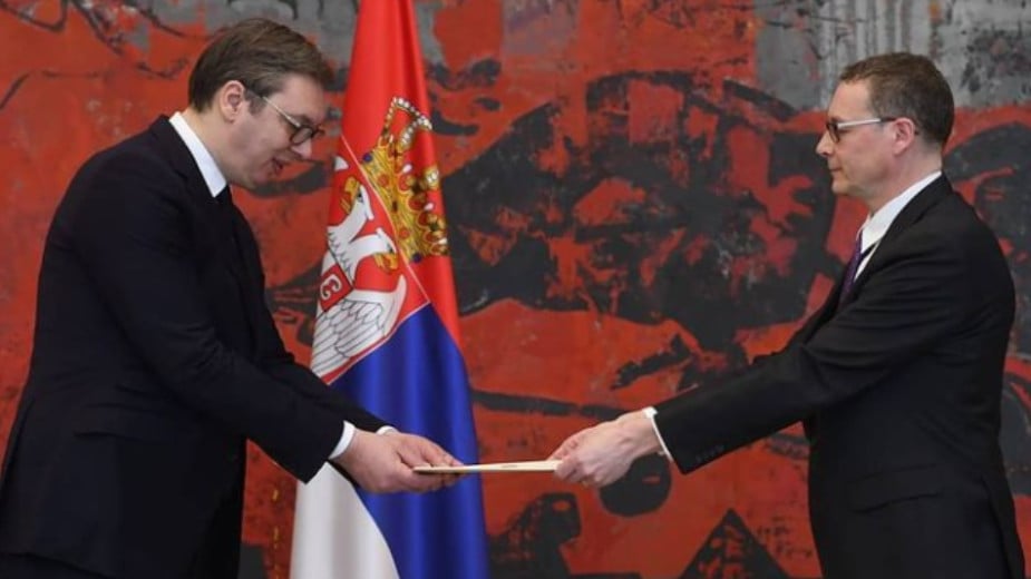 Vučić primio akreditivna pisma novih ambasadora Kanade i Rumunije 1