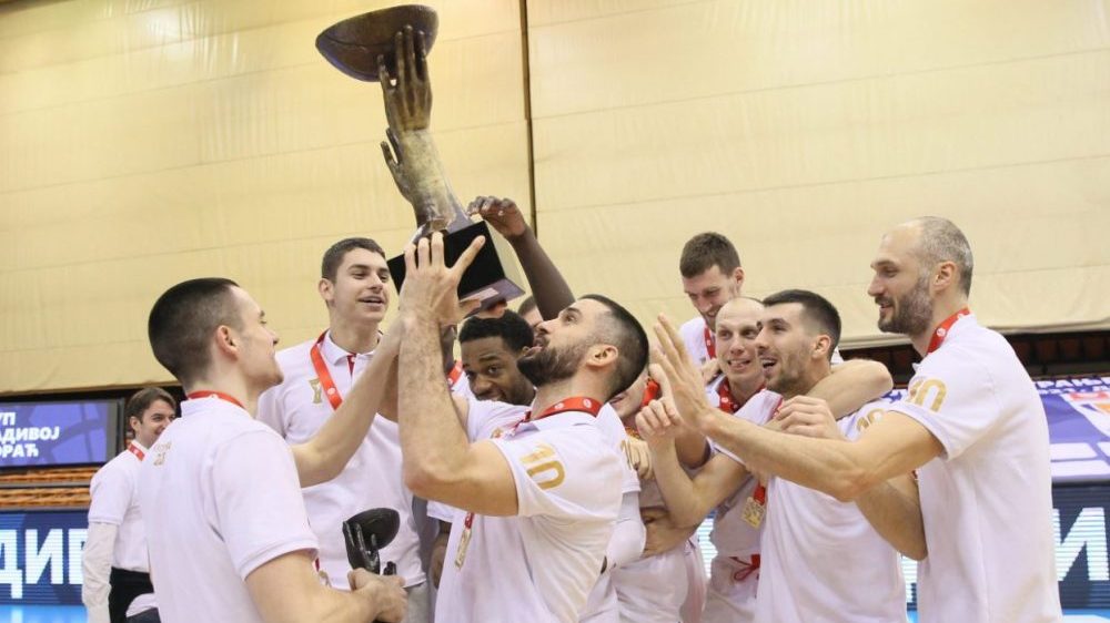 Žućkova levica u Zvezdinim rukama 1