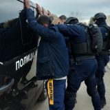 Taksisti u Boljevcu krijumčarili 18 migranata iz Sirije 1