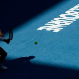 Nadal lako protiv Fonjinija za četvrfinale Australijan opena 5