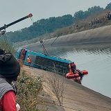 U autobuskoj nesreći u Indiji stradalo 40 ljudi 4