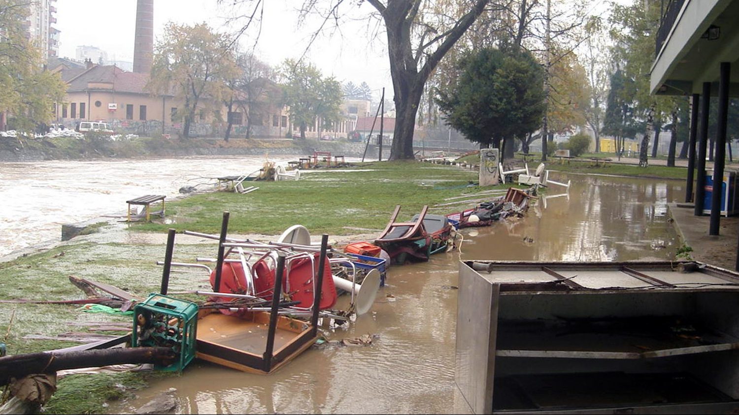 Zlatiborski okrug pod rizkom od požara, poplava i snežnih nanosa  1