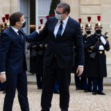 Vučić čestitao francuskom predsedniku Makronu nacionalni praznik 11