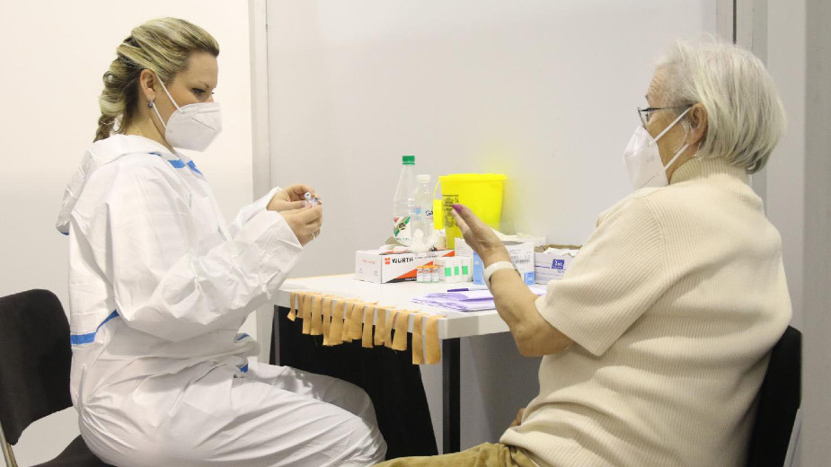 Šta ako se razbolite pre druge doze vakcine? 1