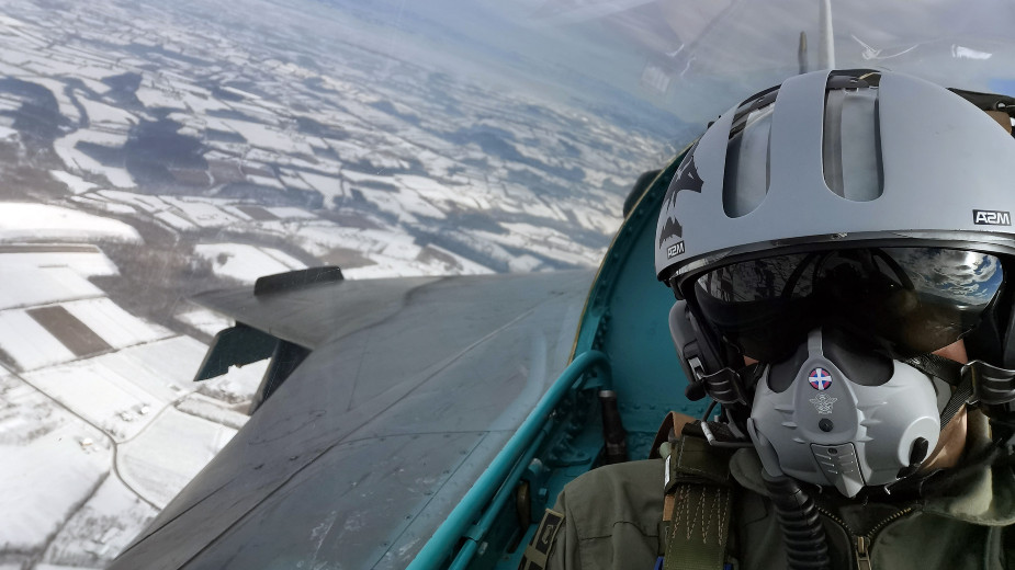 Vazduhoplovi Vojske Srbije večeras od 19. 30 do 22 časova nadleću helidrom "Banjički vis" 1