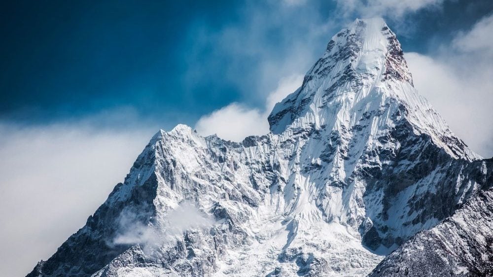 Strahuje se da je 150 ljudi poginulo pri obrušavanju glečera sa Himalaja 1