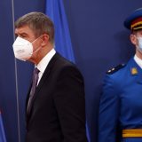 Češka opozicija besna što je Babiš u Beogradu, a ne dogovora nastavak mera protiv pandemije 14