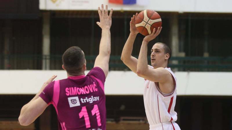 Mega prvi finalista Kupa Radivoja Koraća 1