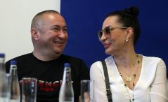 Za svakog novinara paket mesa i torta 11