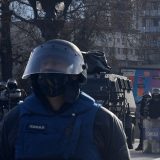 Maskiran i naoružan automatskom puškom opljačkao kazino u Severnoj Makedoniji 17