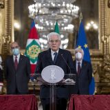 Predsednik Italije pozvao parlament da podrži novu, nestranačku Vladu 15