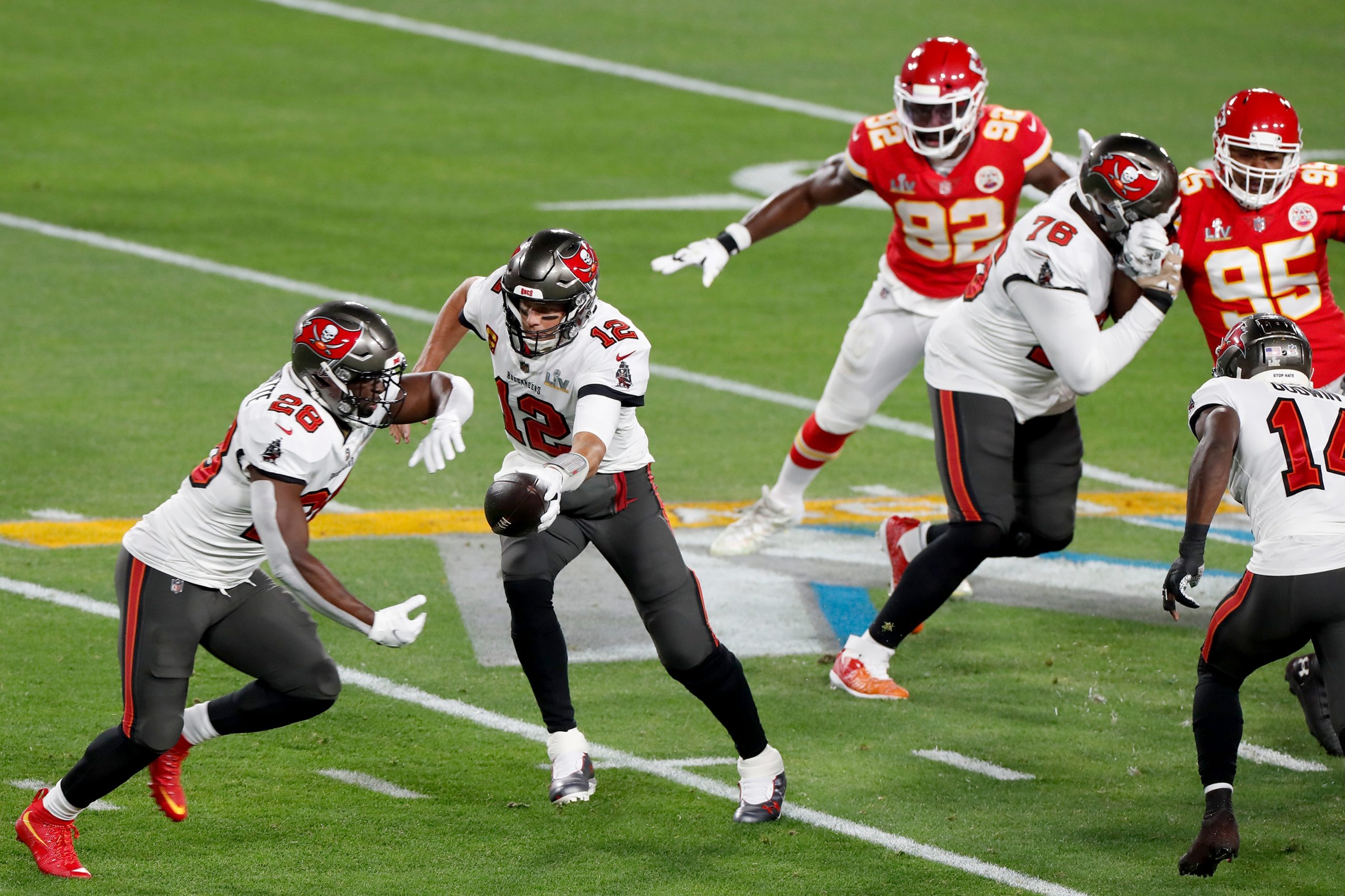 Bakanirsi osvojili 55. Superboul, Brejdi sedmu titulu 1