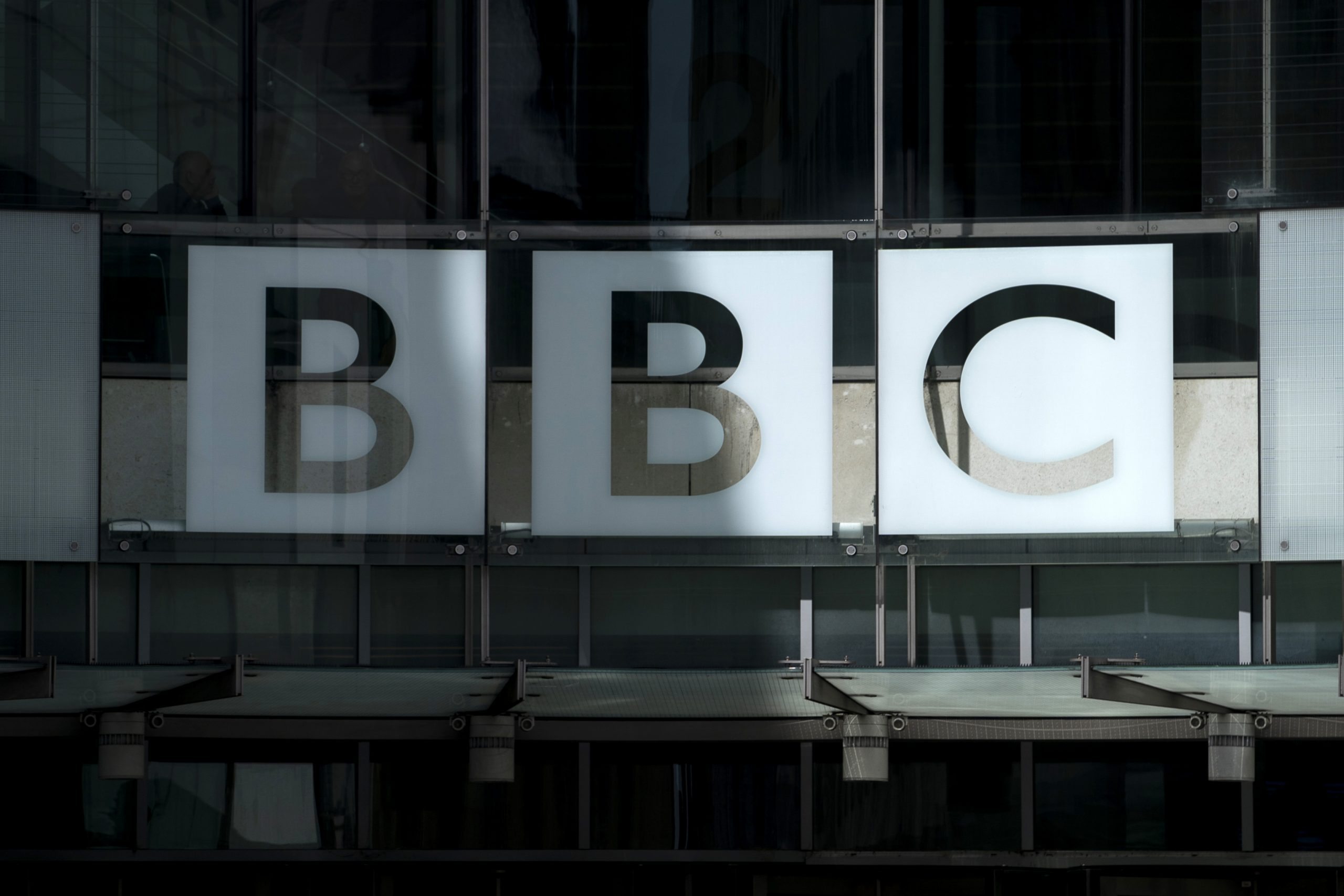 Nekadašnji šef BBC podneo ostavku zbog intervjua sa Lejdi Di 1