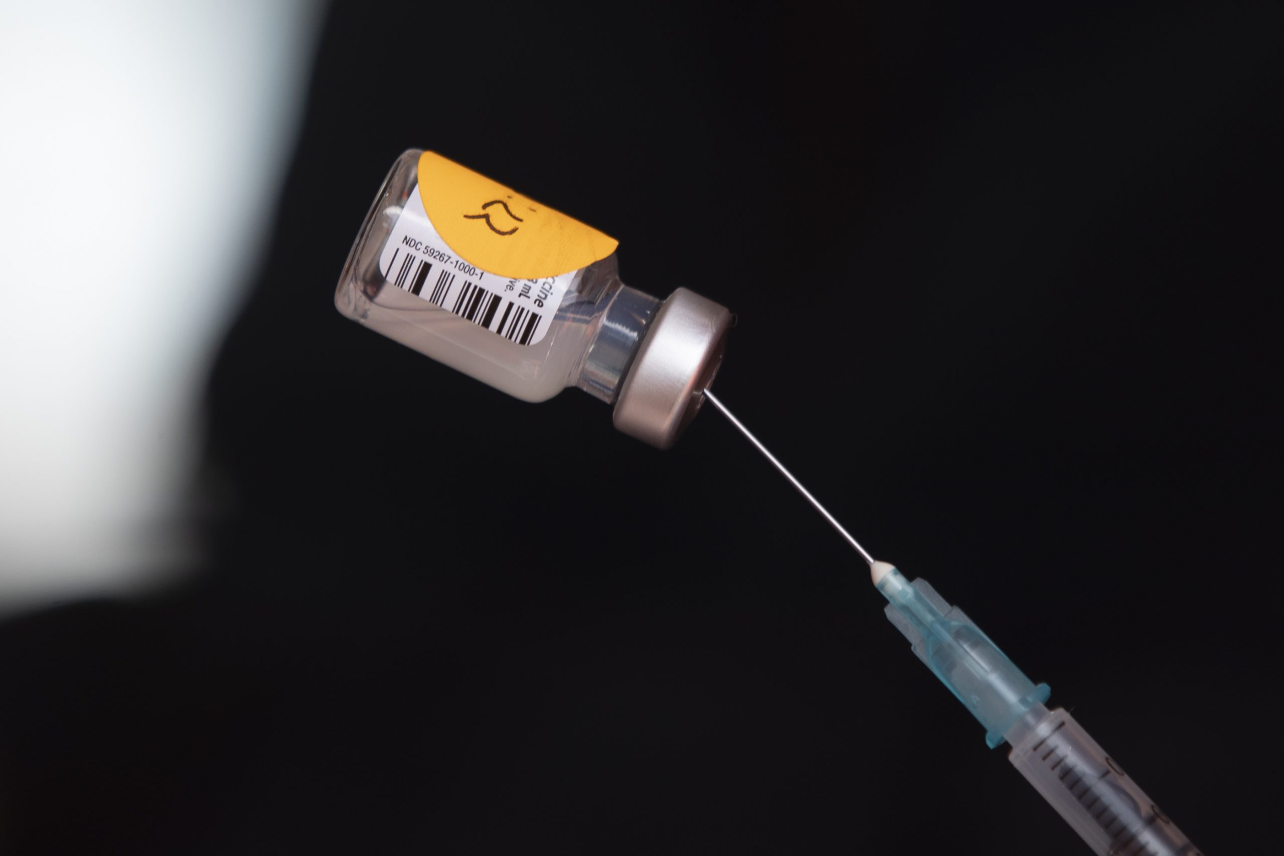 SAD će dostići cilj od 200 miliona datih vakcina ove nedelje 1