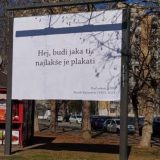 Balaševićevi stihovi na bilbordima u Novom Sadu 12