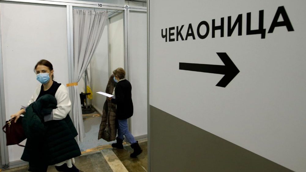 Još jedan volonter u Beogradu uhapšen zbog lažnih potvrda o vakcinaciji 1