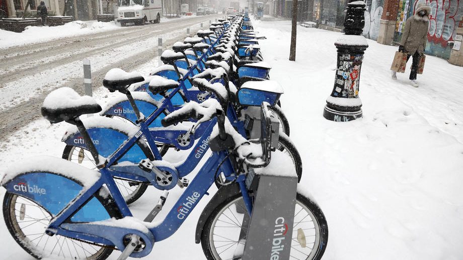 Najmanje 59 osoba stradalo u nevremenu u SAD, Bajdenova administracija na testu 1
