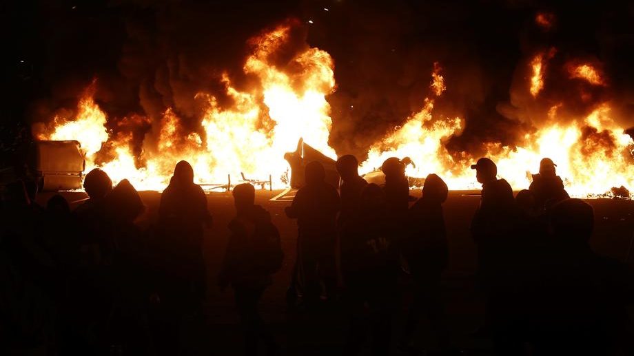 Nasilje na protestima u Španiji, premijer osudio nerede 1