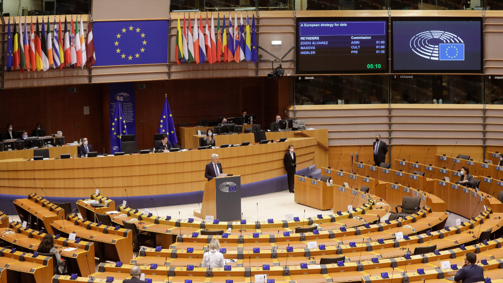 EP za rezoluciju o ubrzanom odobravanju statusa kandidata za članstvo Ukrajine u EU 1