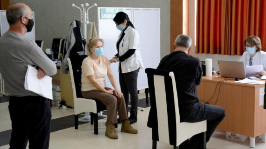 Kreće vakcinisanje radnika "po spiskovima" 1