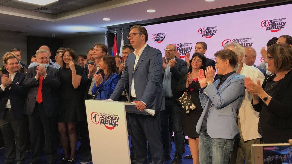 Godinu dana korona virusa, izbori, protesti: Od prvog slučaja do prvih vakcina 5 Vučić