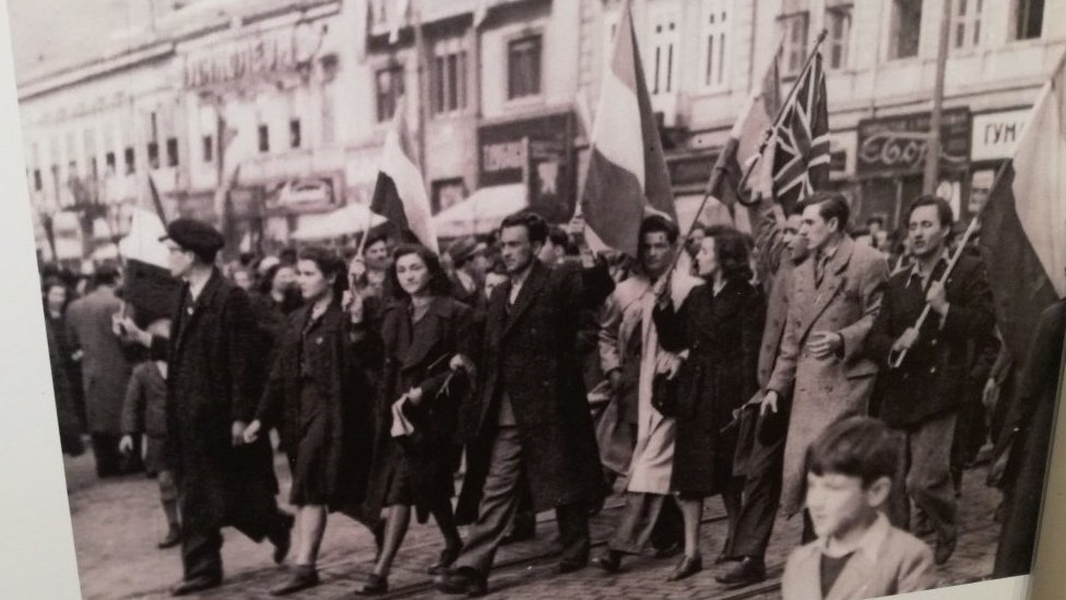 Drugi svetski rat, partizani i četnici: Kako je britanski oficir pokušao da pomiri Tita i Dražu 3 Britanci, Drugi svetski rat