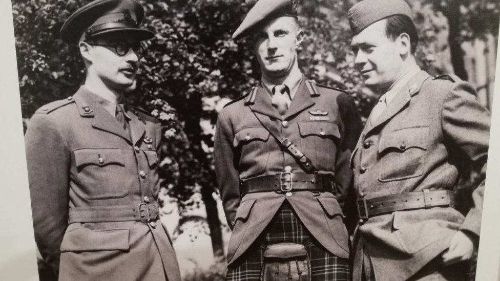 Drugi svetski rat, partizani i četnici: Kako je britanski oficir pokušao da pomiri Tita i Dražu 10 Britanci, Drugi svetski rat