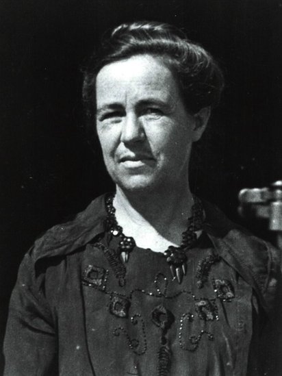 Svemir i imena: Zašto samo 26 žena ima svoj krater na Mesecu 9 A black and white portrait of Antonia Maury