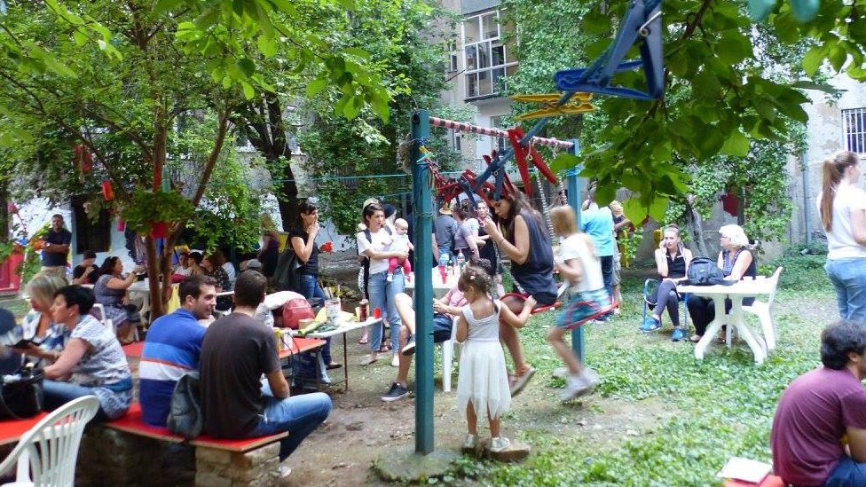 Intervju petkom - Smirna Kulenović: „Želim pokušati vratiti život na mjesto gdje su mnogi naši voljeni izgubili živote" 4 sarajevo dobre kote