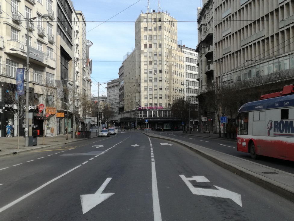 Korona virus: Pritisak na bolnice u Srbiji, navijačima u Rusiji nudili vakcinisanje na stadionu 1 Beograd, palata Albanija