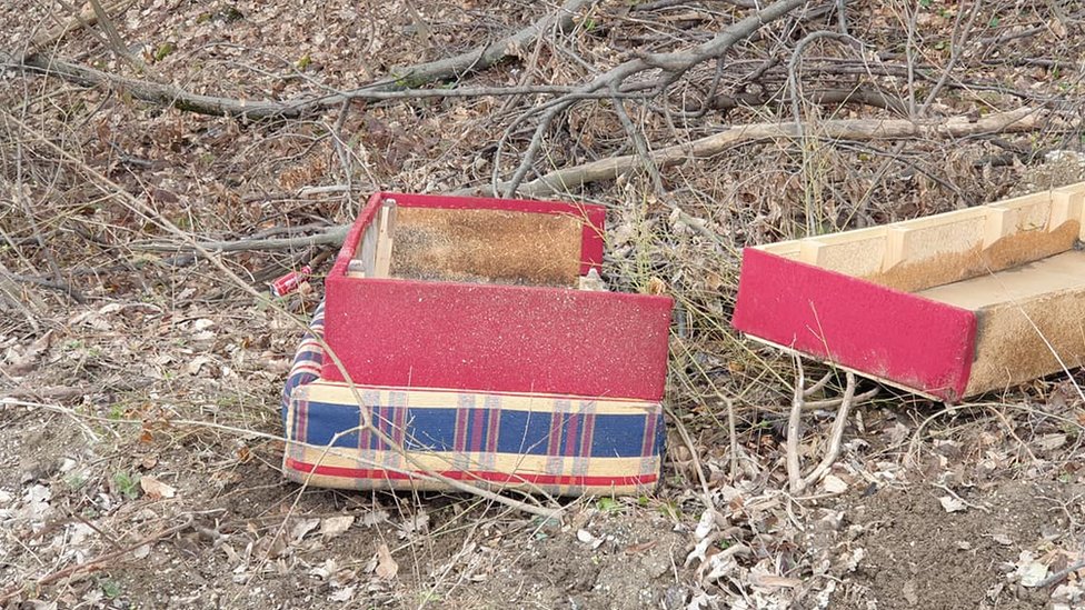 Fruškla gora, smeće, kreveti