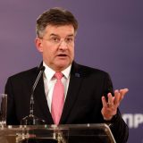 Lajčak juče s Vučićem, danas sa Đilasom 6