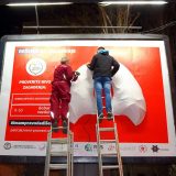 Aktivisti postavili novi bilbord s plućima koja mere zagađenje 10