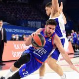 Efes deluje kao mašina 9