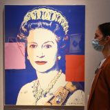 Kraljica Elizabeta primiruje strasti 7