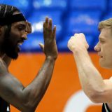 Glava boli od promaje u reketu 2