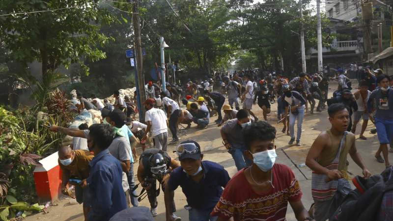 Snage bezbednosti Mjanmara pucale na okupljene tokom sahrane 1