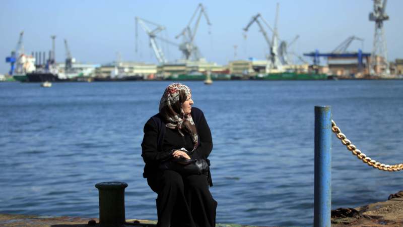 Suecki kanal je ponovo otvoren, ali posedice zaglavljivanja broda ostaju 1