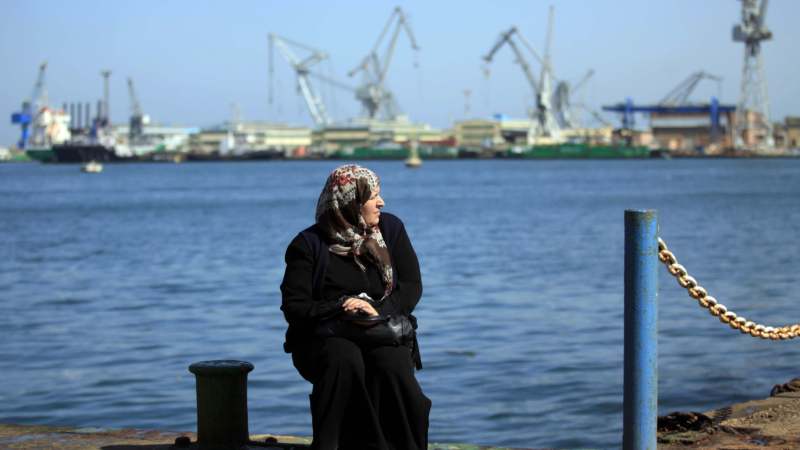 Suecki kanal je ponovo otvoren, ali posedice zaglavljivanja broda ostaju 1