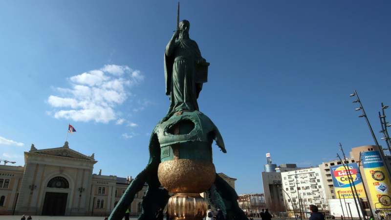 Oštećen spomenik Stefanu Nemanji 1