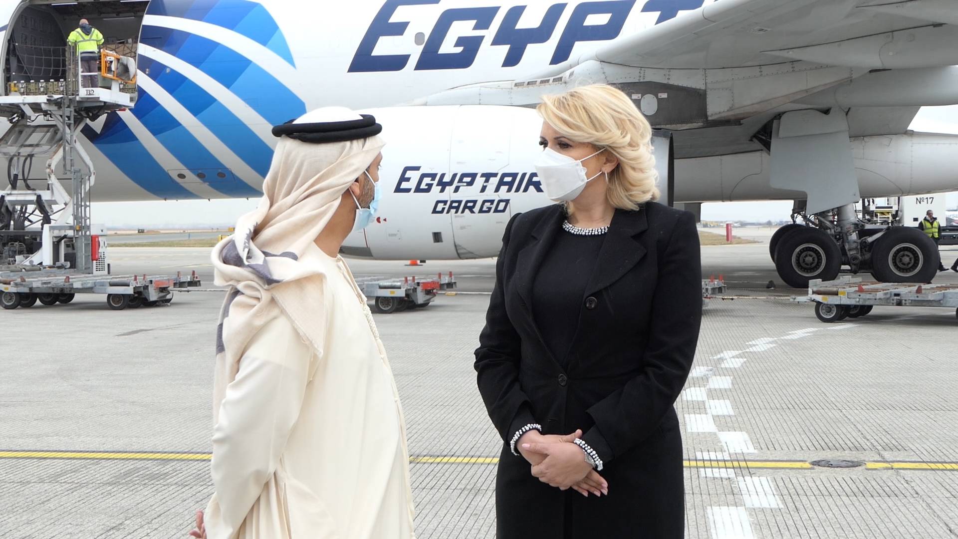 Iz Emirata stigla medicinska oprema, dočekala je Kisić Tepavčević 1