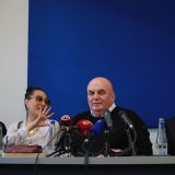 I Jagodinke i Jagodinci su taoci jednog čoveka 3