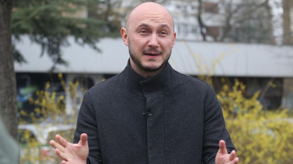 Vučić prinuđen da bude "najveći Evropljanin": Bojan Elek o tome kako je predsedniku data mogućnost da izvrdava o sporazumu o Kosovu 1