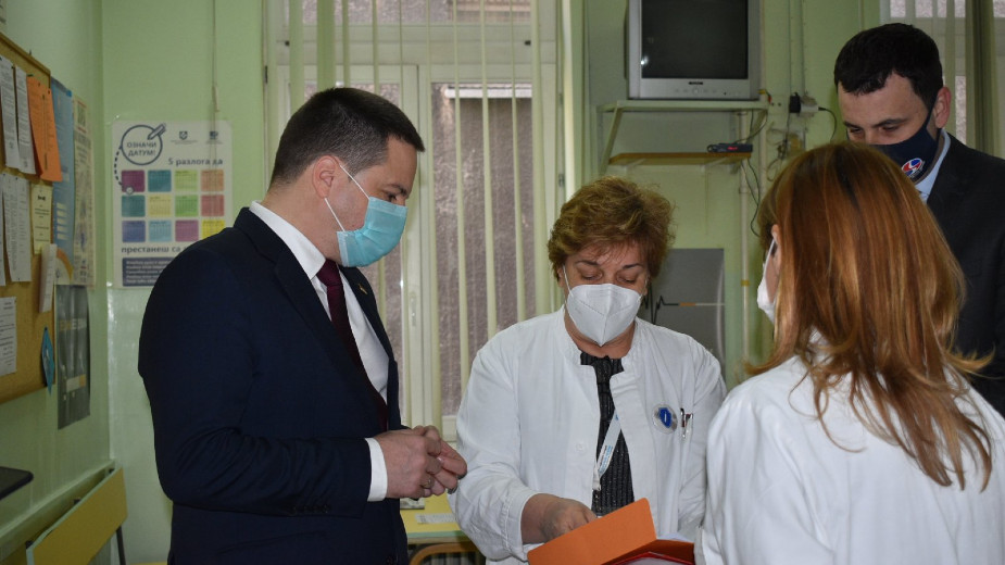 U studentskim domovima u Beogradu i Nišu vakcinisano se više od 6.800 studenata 1