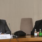 Od subote u 12h do ponedeljka u 6h radiće samo prodavnice hrane, apoteke i pumpe 6