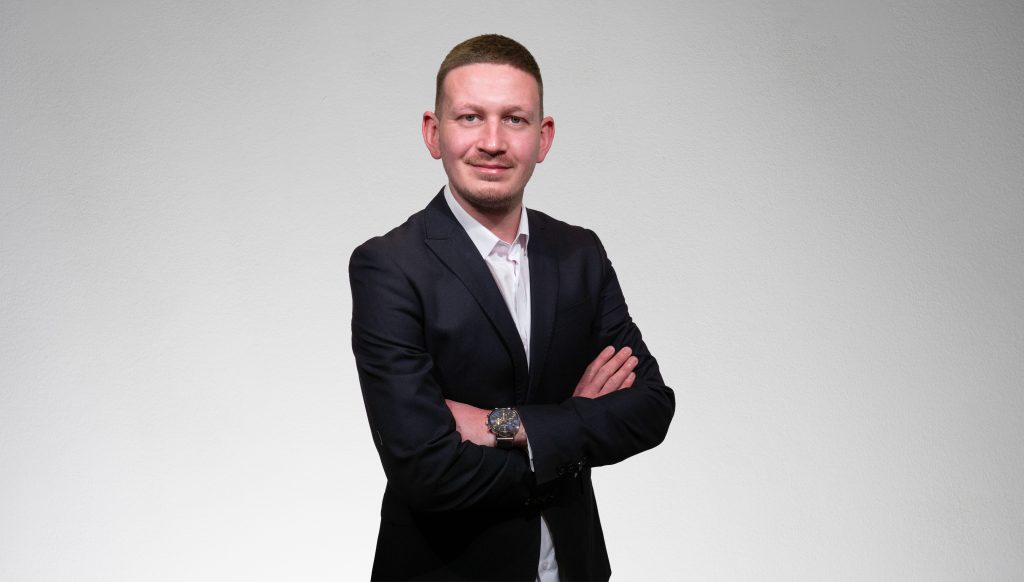 Šešelj i Čeda u "povratku otpisanih": Sve je moguće, čak i Liberalno-radikalna stranka 2